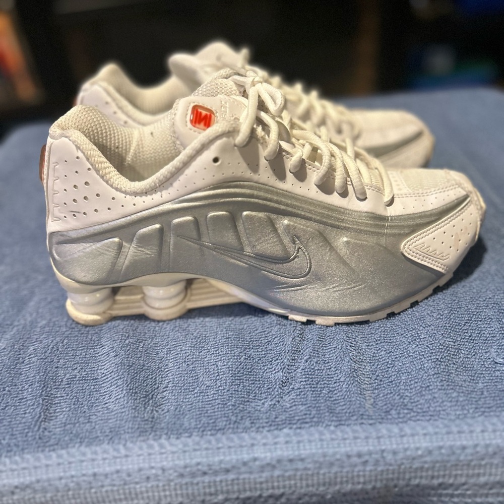 Nike shox White and Metallic Sneakers